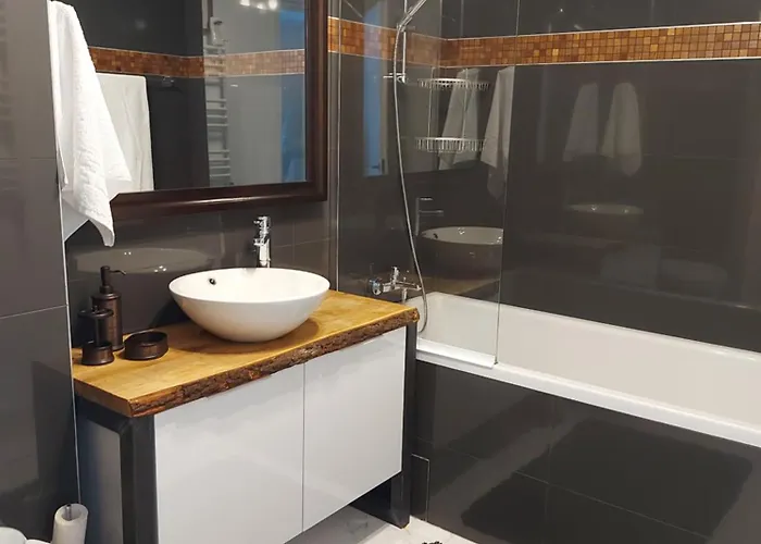 Prime Location, Seaside Apartment, Near The * Constanţa